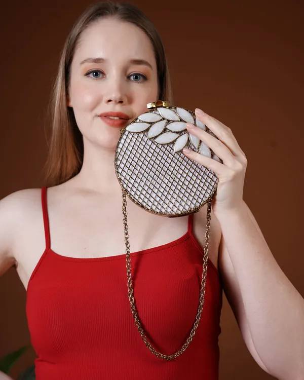 Ivory_Vine_Halo_Clutch